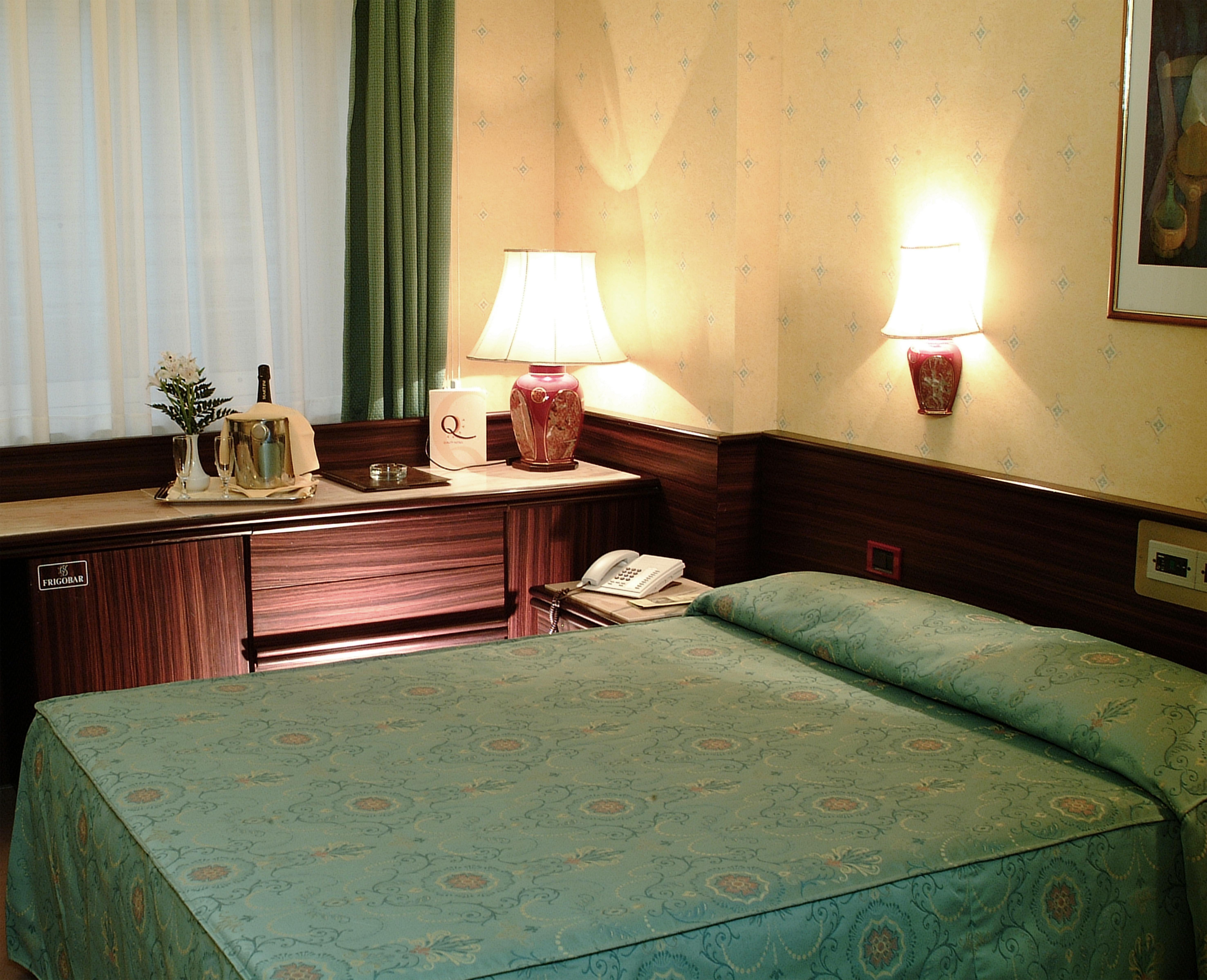 Hotel Leonardo Da Vinci Сасари Екстериор снимка